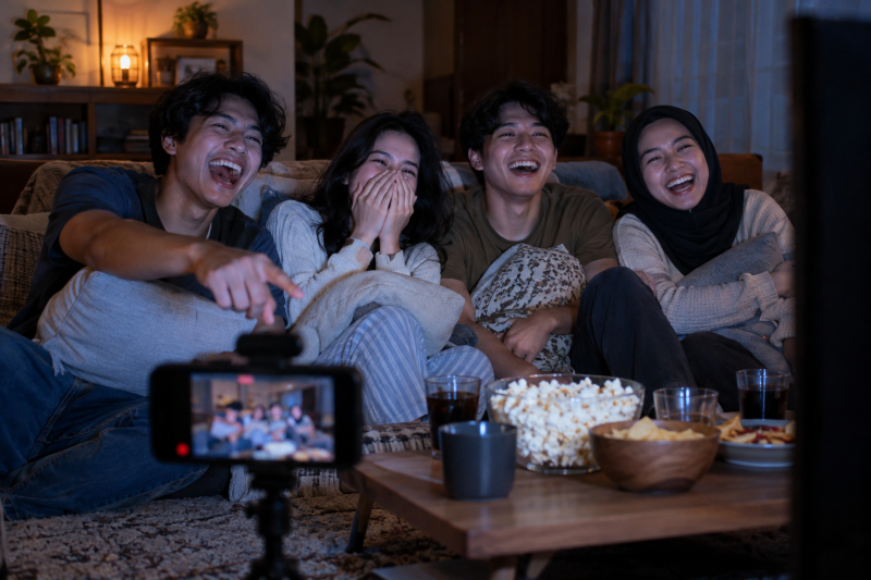 Di Balik Layar TikTok: Cara Membuat dan Menikmati Konten dengan Bijak