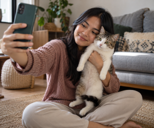 Facebook sebagai Cermin Kebiasaan Digital